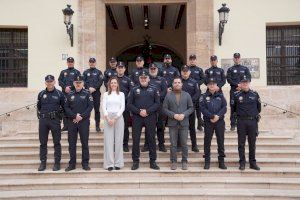 Un total de 8 nuevos agentes toman posesión como funcionarios de las plazas vacantes en la plantilla de la Policía Local de Paterna