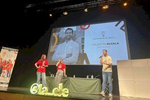 ‘Éxitos Compartidos’ 2025 inspira a jóvenes de Dénia con actitud emprendedora e historias de superación
